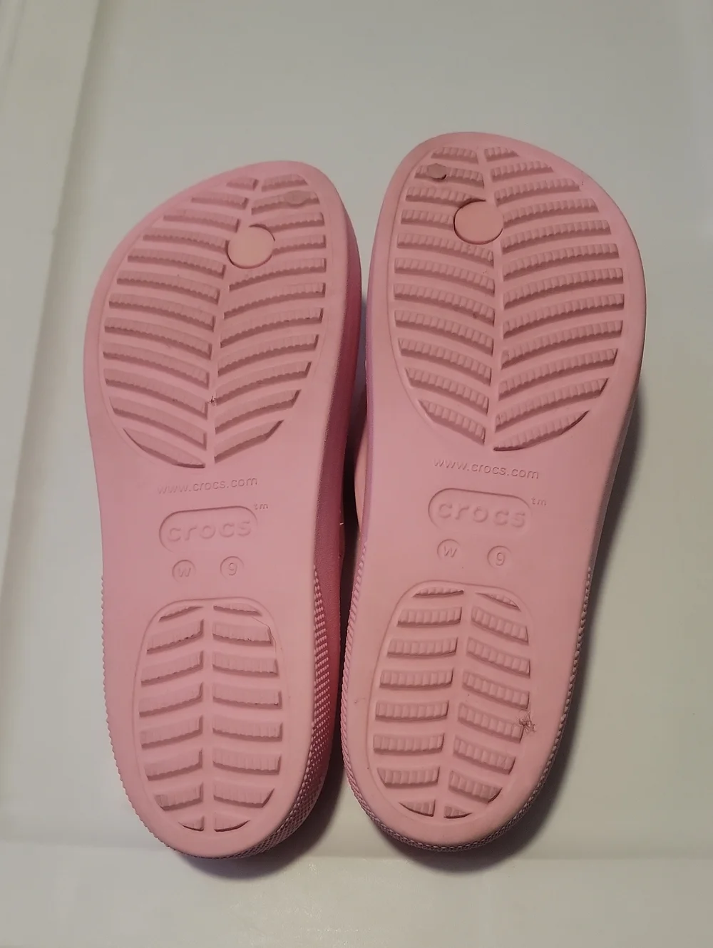 Crocs Classic Platform Flip Flop(207714) - Flamingo Pink, Size W9
